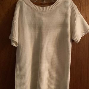 Gap sweater tshirt